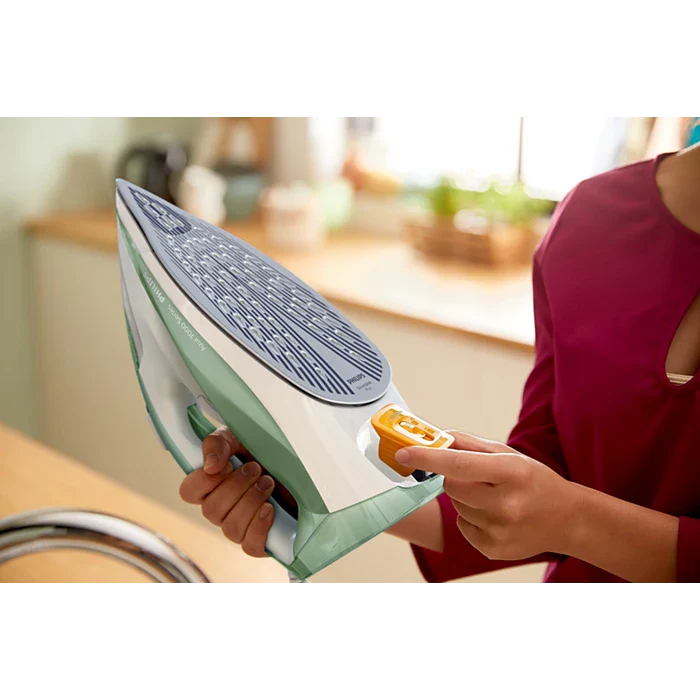 Philips 7000 Series HV Steam Iron Desert Green/Grey DST7012/76